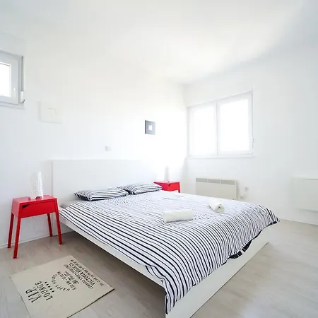 Apartment Deluxe Zararia *